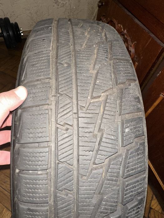 Резина зимова 205/60r16