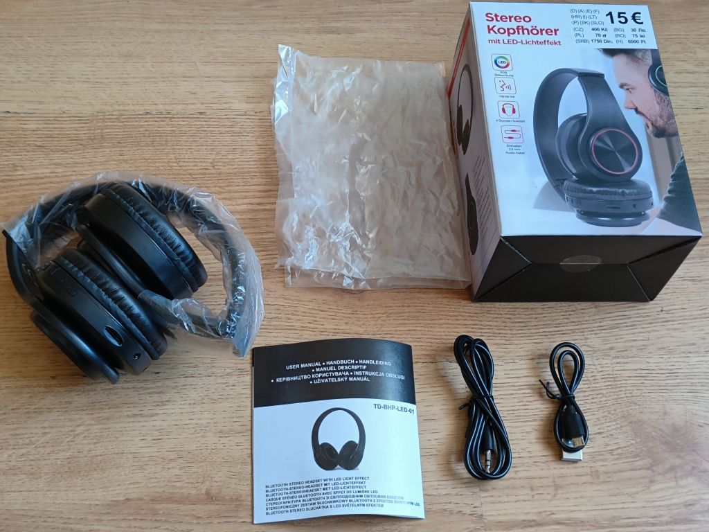 Nowe Słuchawki Stereo z Efektami Świetlnymi LED Bluetooth AUX TF Karta