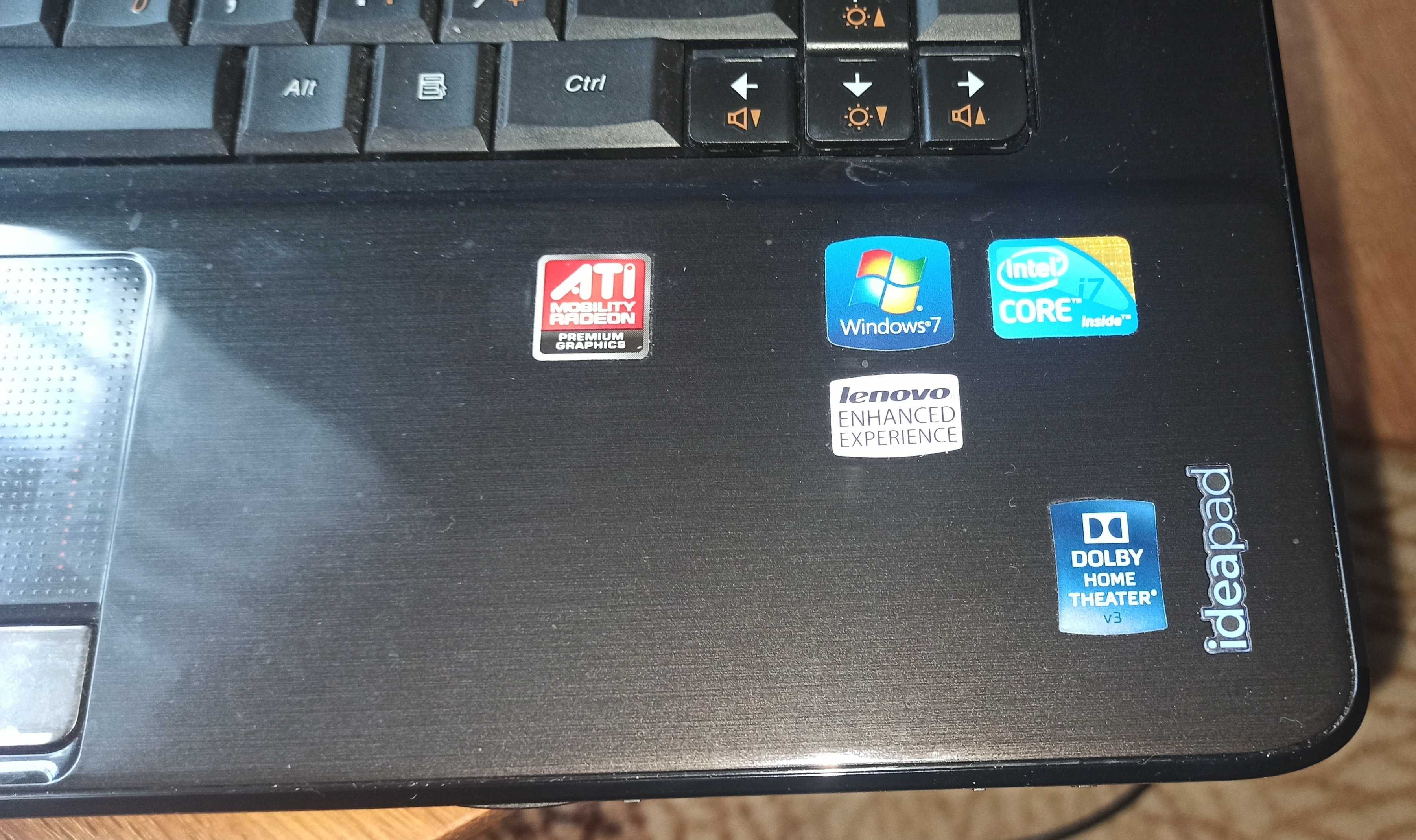 Laptop Lenovo IdeaPad Y560 +Windows 7HP +Office 2007 +Nero 7  +teczka