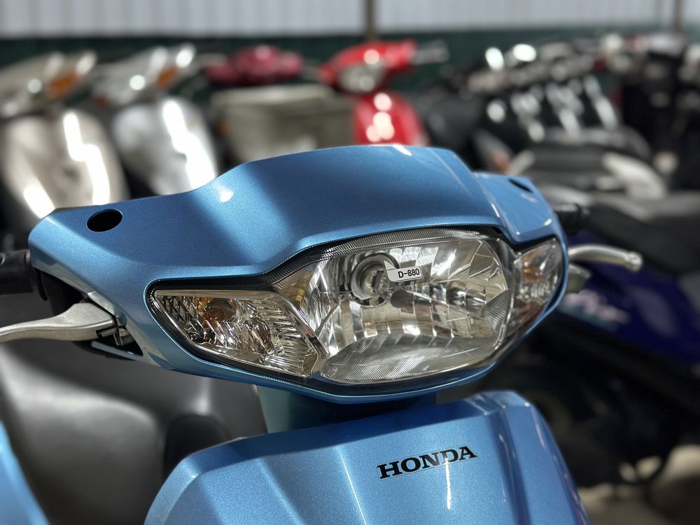 Скутер, мопед Honda Tact AF75 з контейнера.