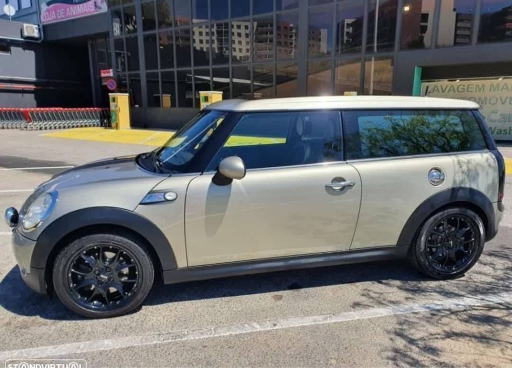 Mini cooper clubman a gasolina versão especial Cooper S 1.6 174 CV