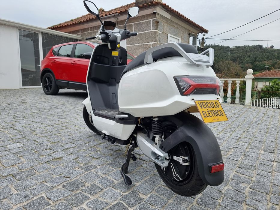 Sunra Robo S 72v 3000w (90km/h)