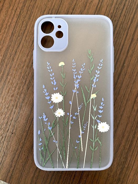 Чохли на айфон 11