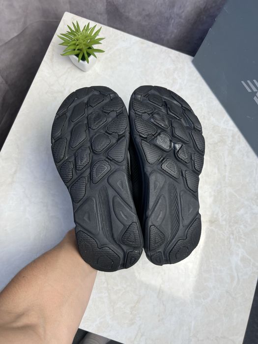 Кроссовки Hoka Clifton 9 Gore-Tex Розмір 42 Original Взуття