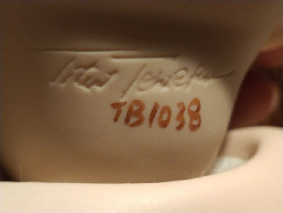 Lalka porcelanowa sygnowana Titus Tomescu