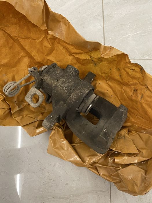 Супорт Peugeot 207 sw 2008 гальмівний супорт гальмівна система суппорт