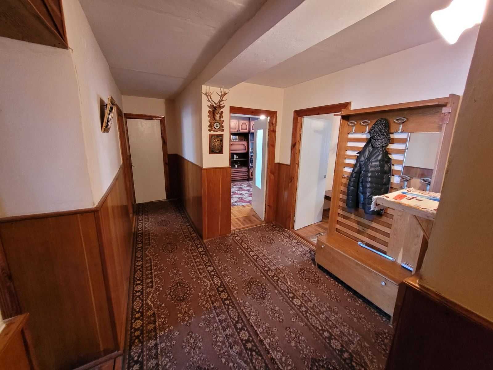 2-х кімнатної квартири, смт. Добротвір