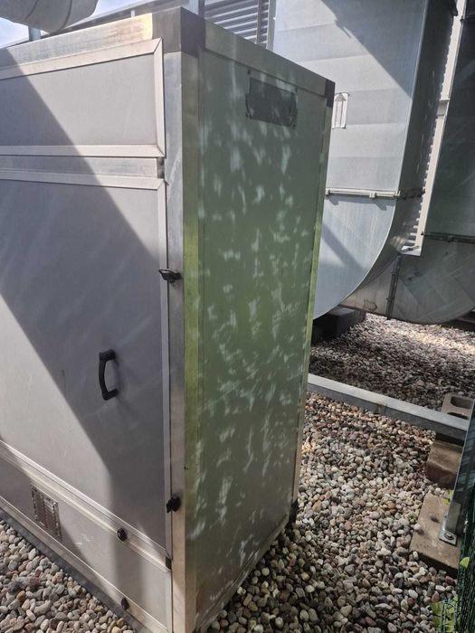 Skrzynia mrozoodporna na szafę elektryczną, wędzarnię, wylęgarnię itp