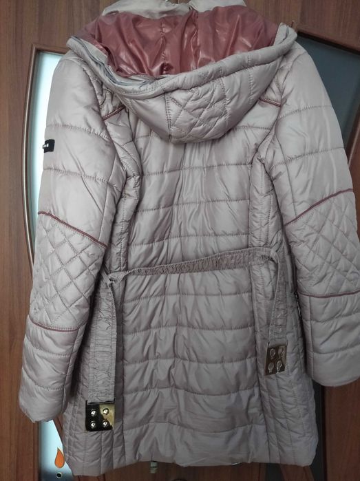 Продам зимову куртку із сапожками