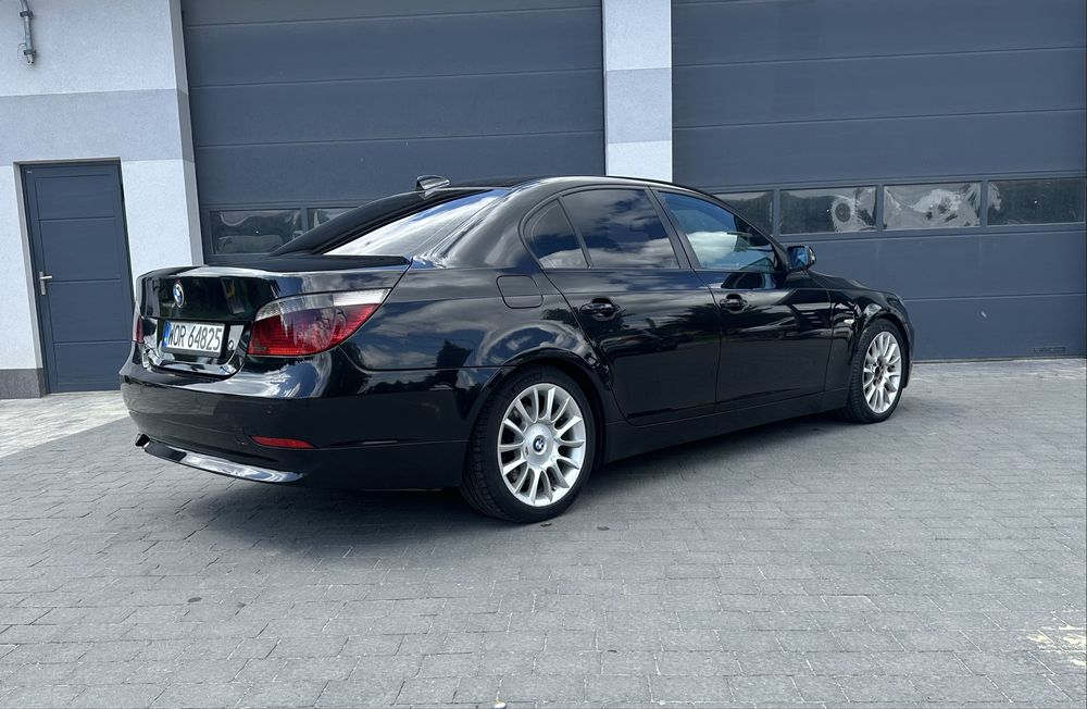 Bmw e60 530d / komforty / masaże / grzana kierownica / HEAD-UP /