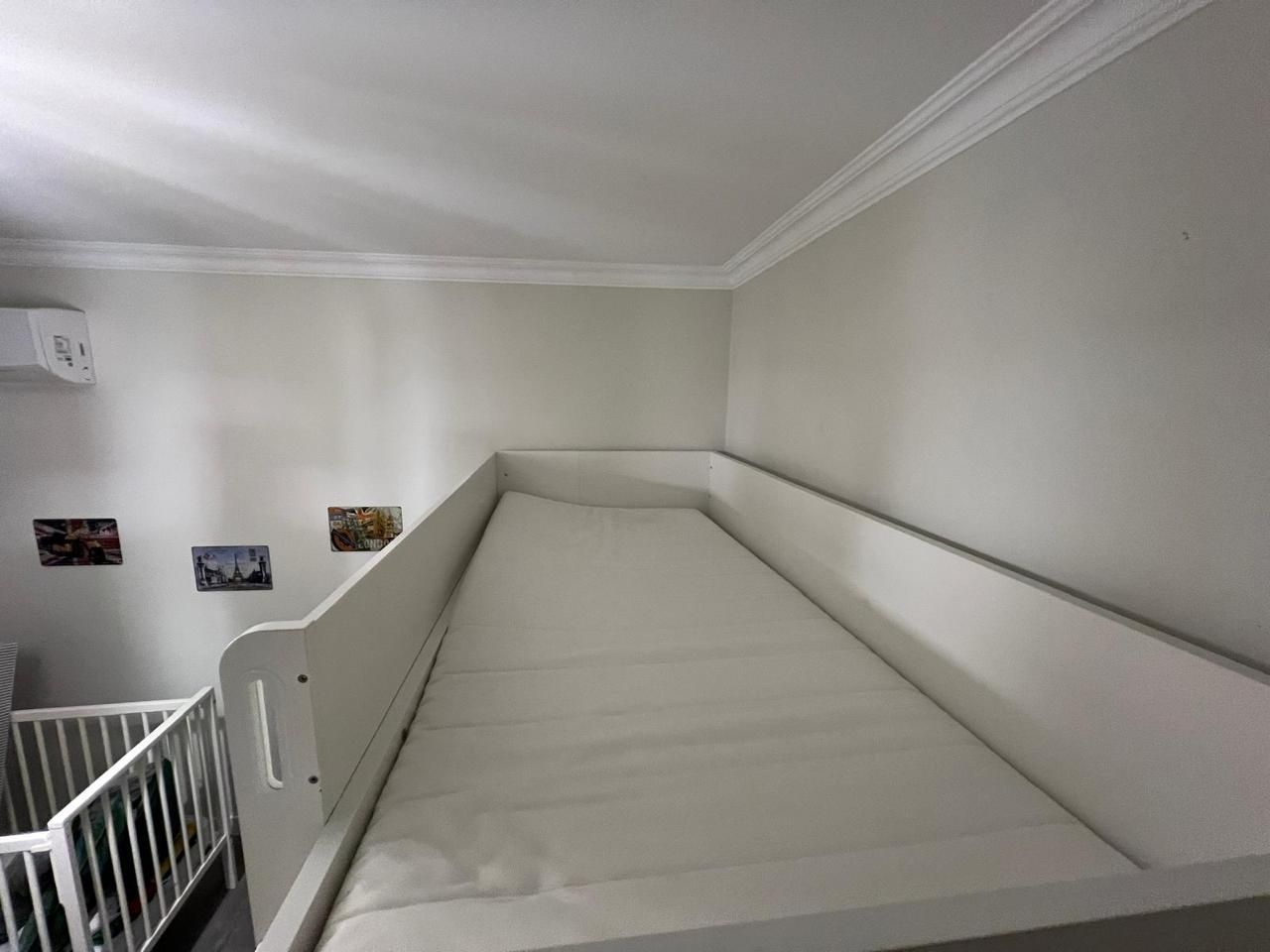 Mobiliário quarto individual.