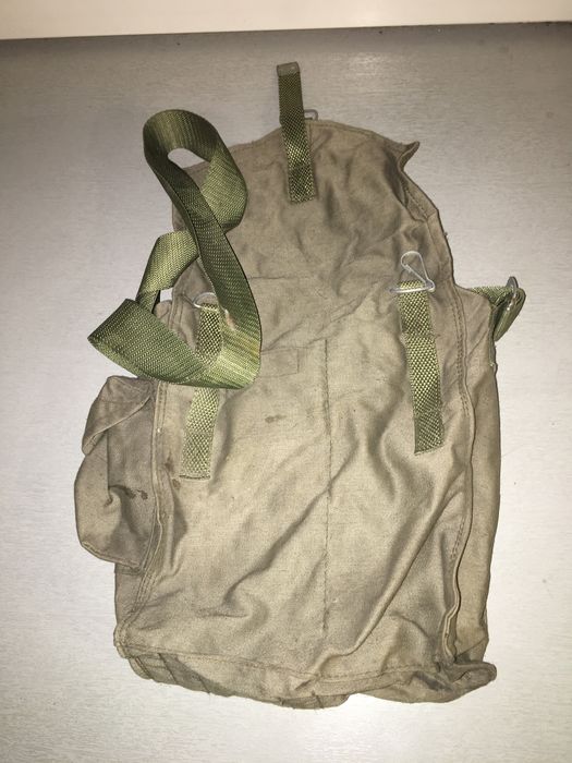 Torba wojskowa na ramię wojsko PRL żołnierz wojna mundur