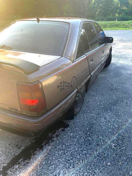 Opel omega a 2.0