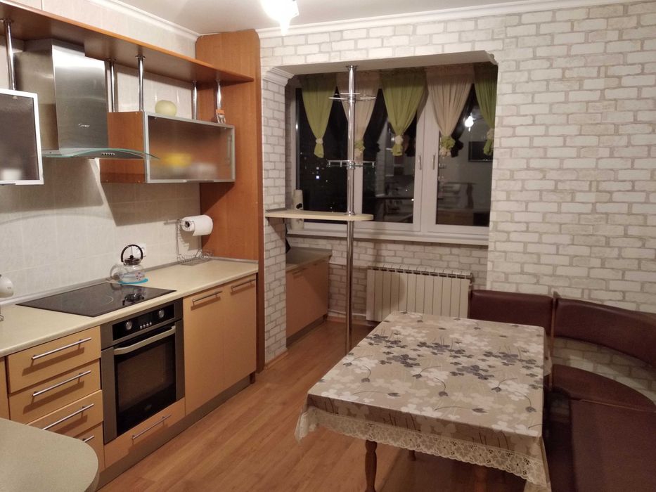 Сдам  двухкомнатную квартиру на 7-й ст. Большого Фонтана/Клубничный 31