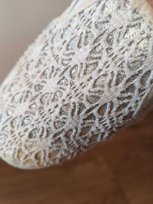 Tenisówki białe, koronkowe 33