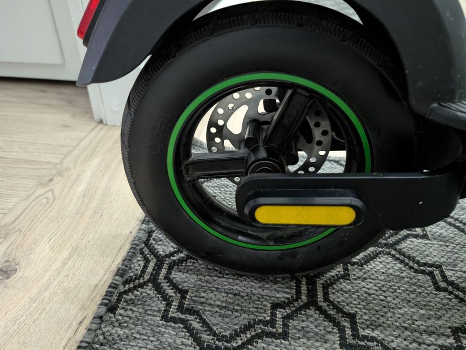Hulajnoga Elektryczna Acer Electric Scooter 5 black