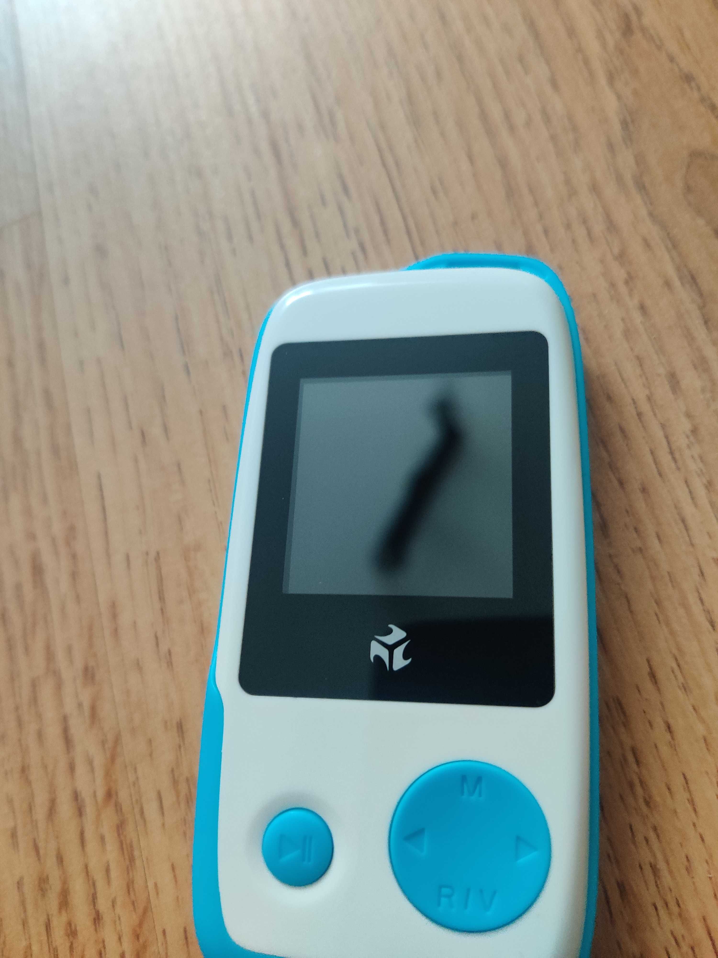 Odtwarzacz multimedialny MP4 iBOX i328