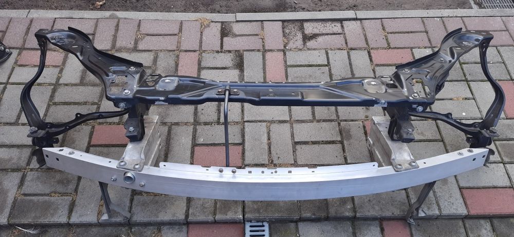 W212 Mercedes E-class установочна панель, телевізор
Передня ус