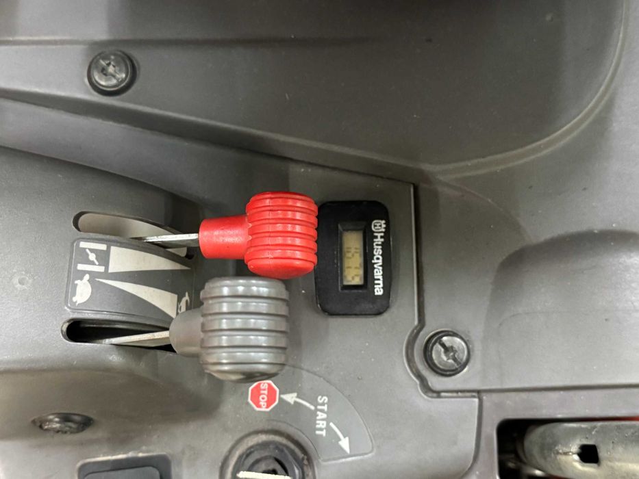 Traktorek Kosiarka Rider Husqvarna R 15V2 AWD 4X4 KAWASAKI 167 MTG