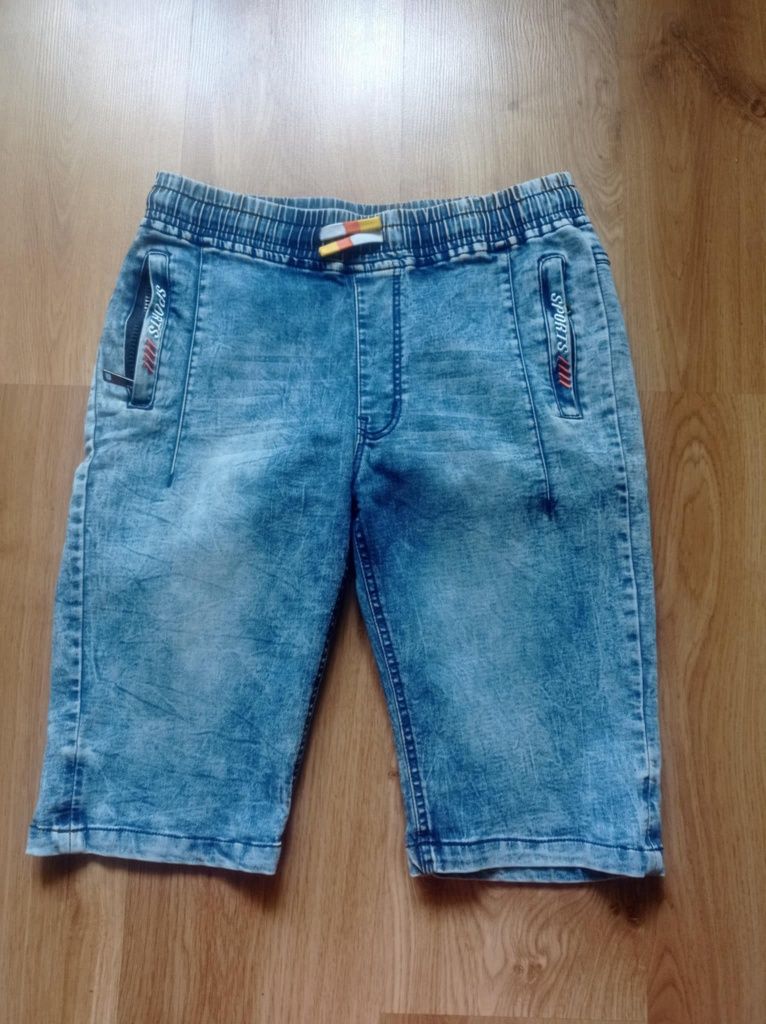 Spodenki jeansowe