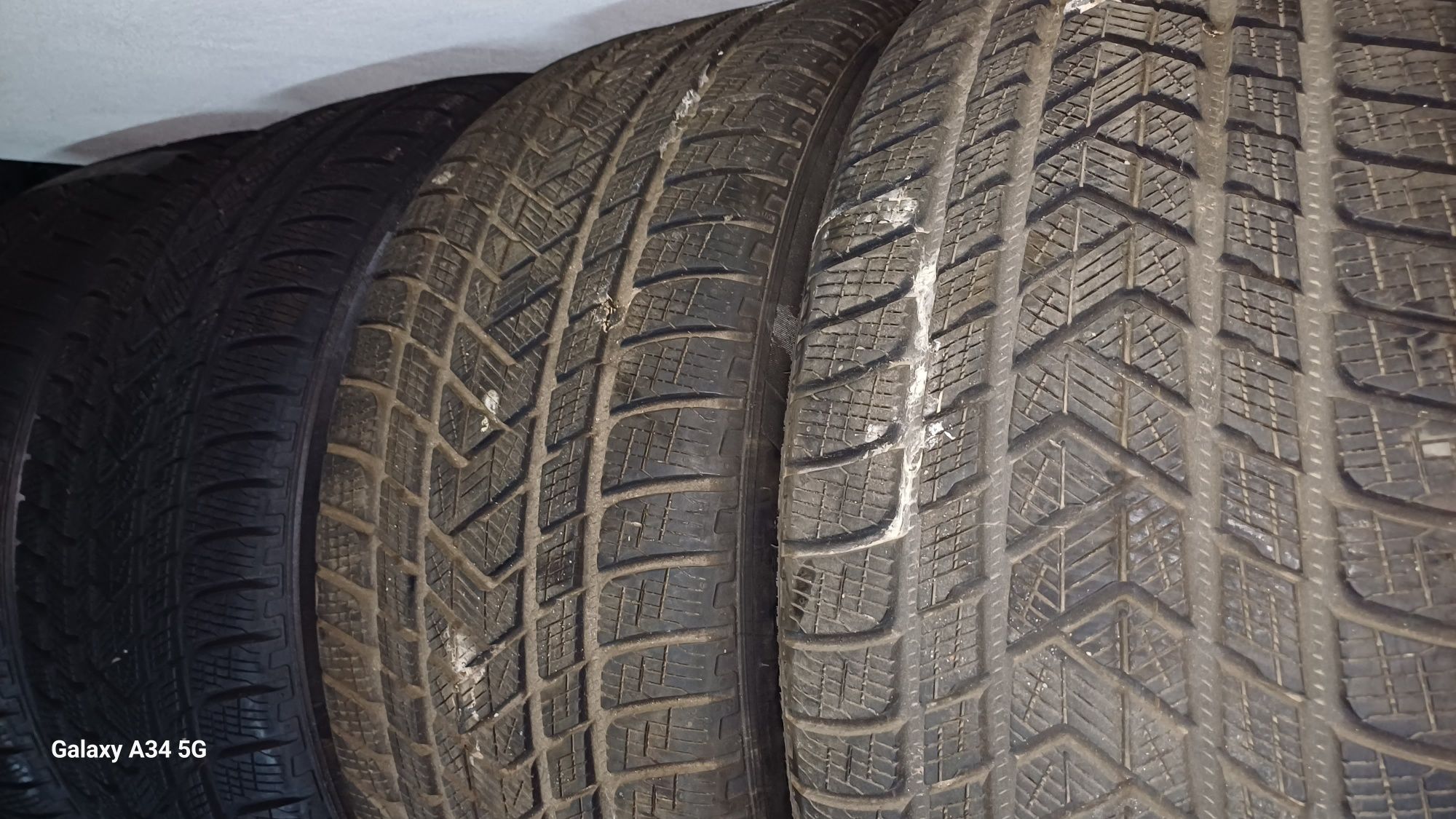 Opony zimowe  m+s Pirelli Scorpion winter ⁹285/45/20