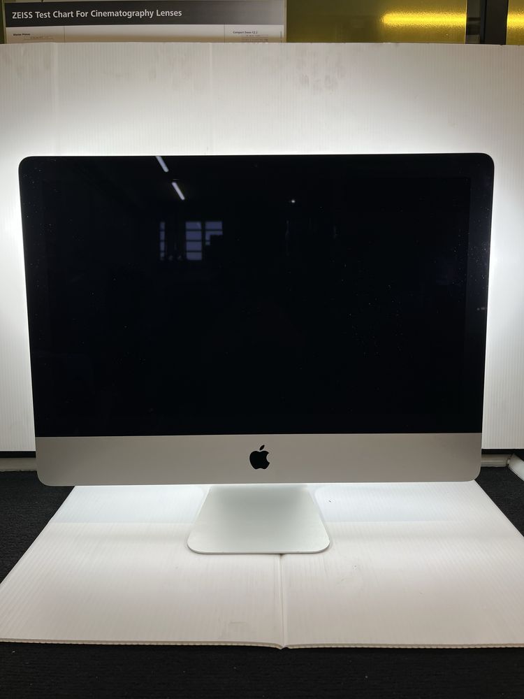 Apple iMac "Core i5" 3.0 21.5" (4K, Mid-2017)