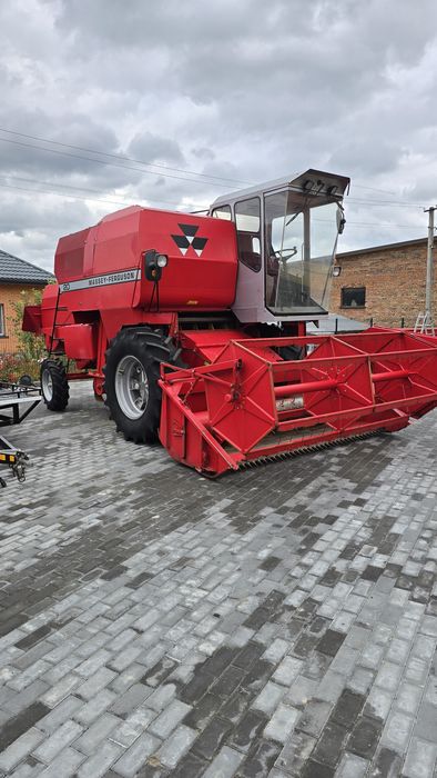 Комбайн масей фергусон MF20