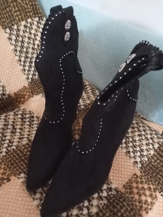 Vendo botas  SMS privada