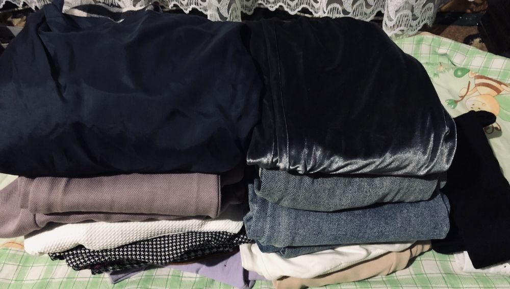 Лот !!!Пакет речей для дівчини