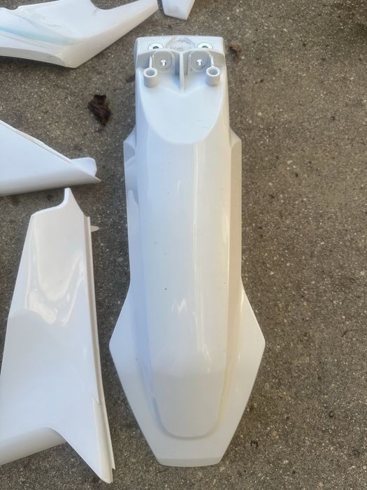 Plásticos/Carenagem Husqvarna Te 300