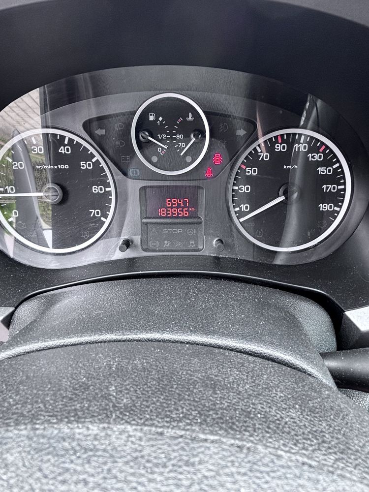 Citroen Berlingo 1,6  34500 zł