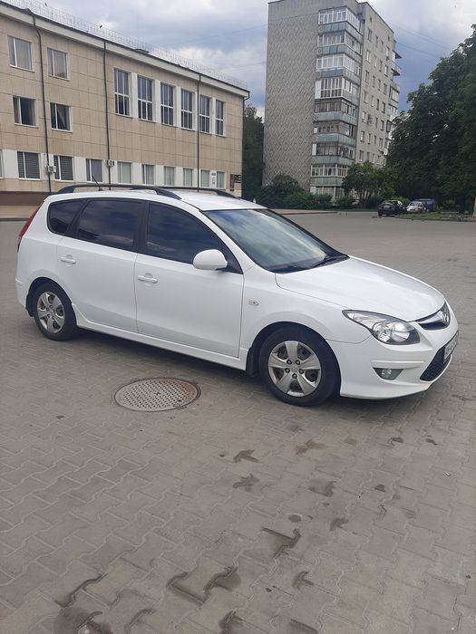 Продам хундай i30 cw 1.6