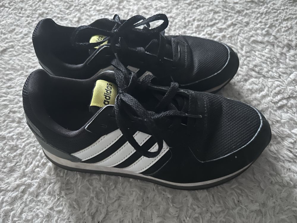 Butysportowe Adidas r. 36