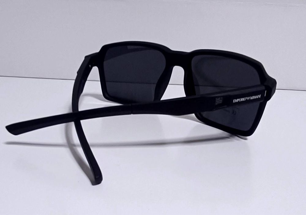 Emporio Armani męskie okulary przeciwsłoneczne czarne nowe
