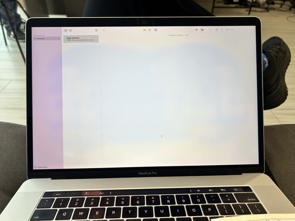 Macbook pro 15" 2016 i7/16/1tb touchbar