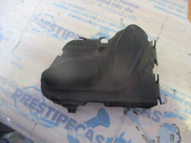 Interruptor 2108213851 MERCEDES W203 2004 BOTÃO DE CONTROLE DO ASSENTO DIREITO MERCEDES W203 SPORT COUPE 2006 C 220 Cdi  0P  BOTÃO DE CONTROLE DO ASSENTO DIREITO