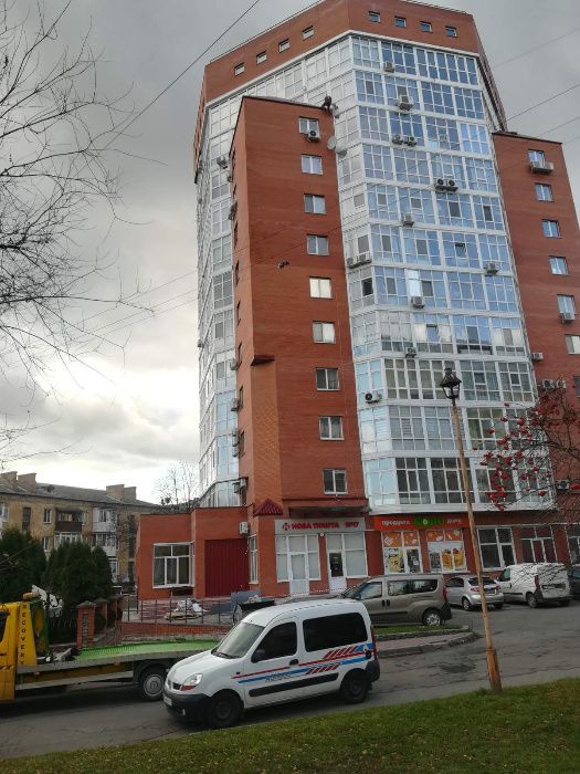 Продам нежитлове приміщення 118 м.кв. Біла Церква Шолом-Алейхема,37