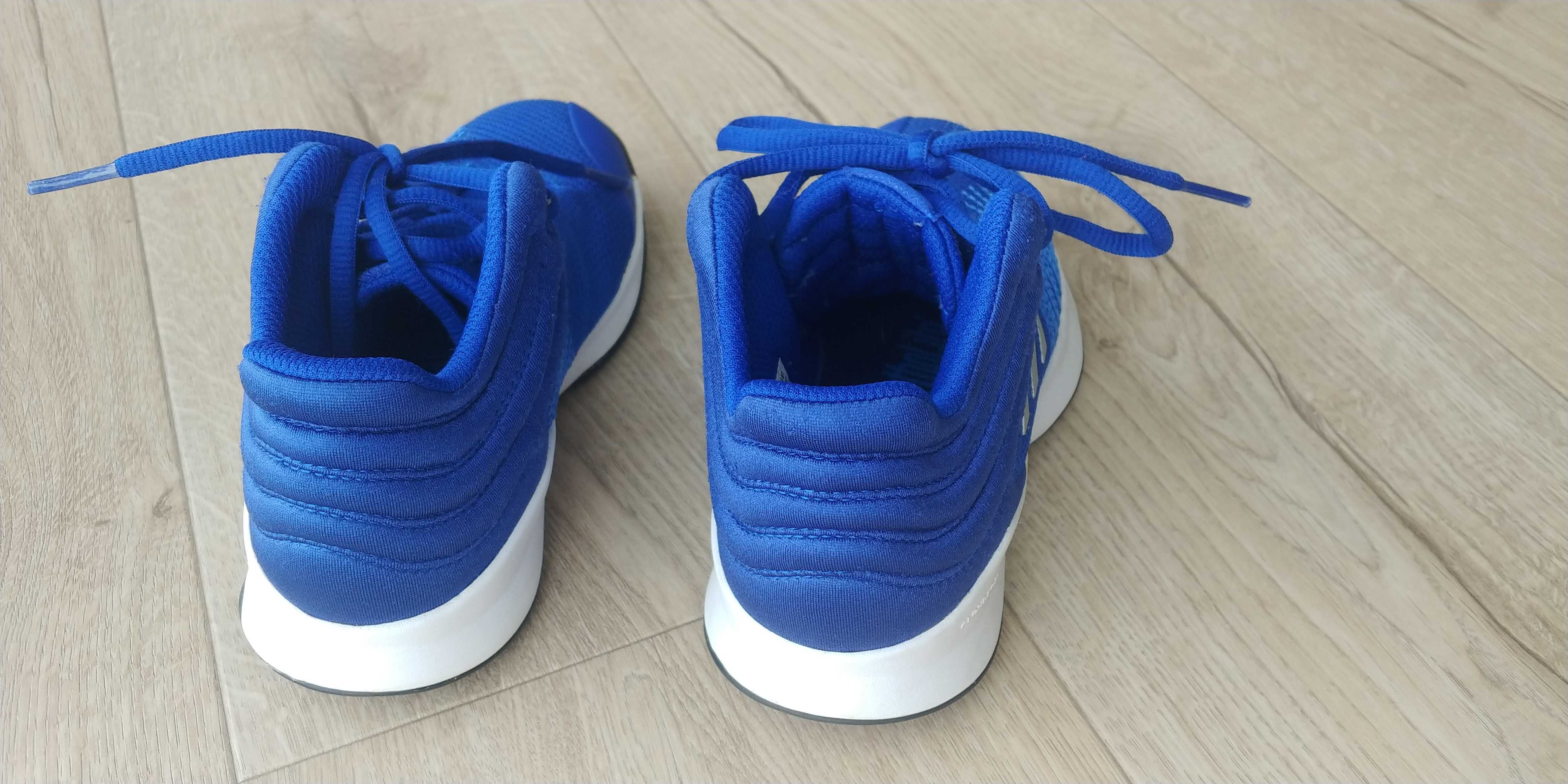 Buty chłopięce Adidas r. 31