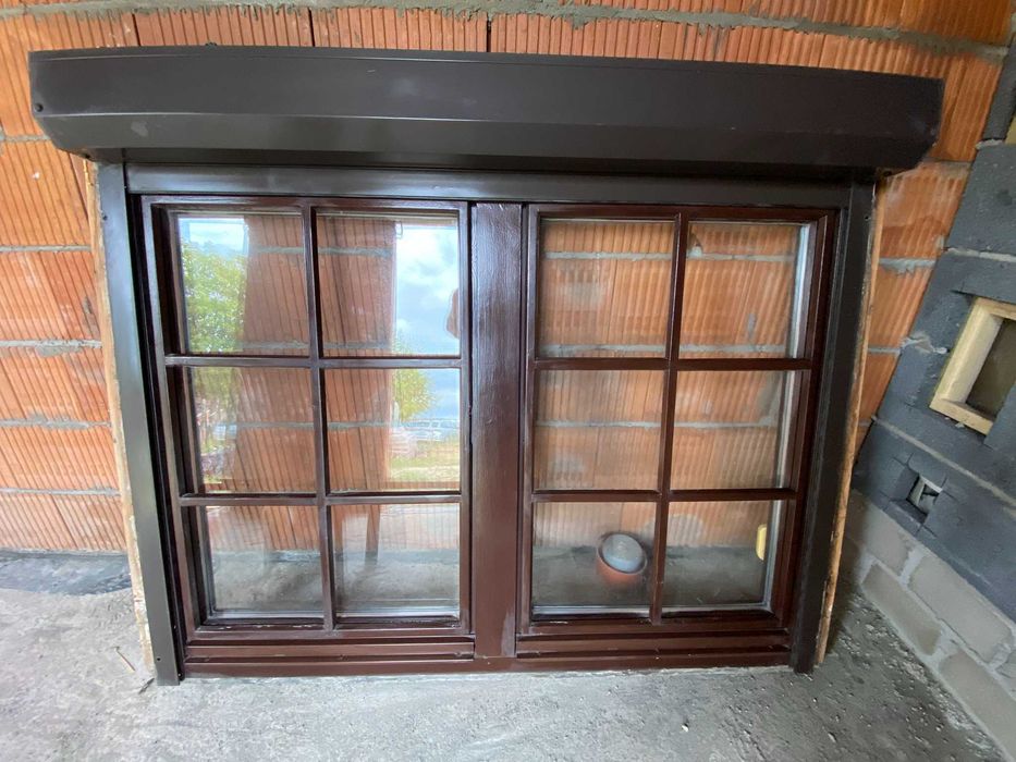 Okno podwójne drewniane dwuszybowe wraz z roletą