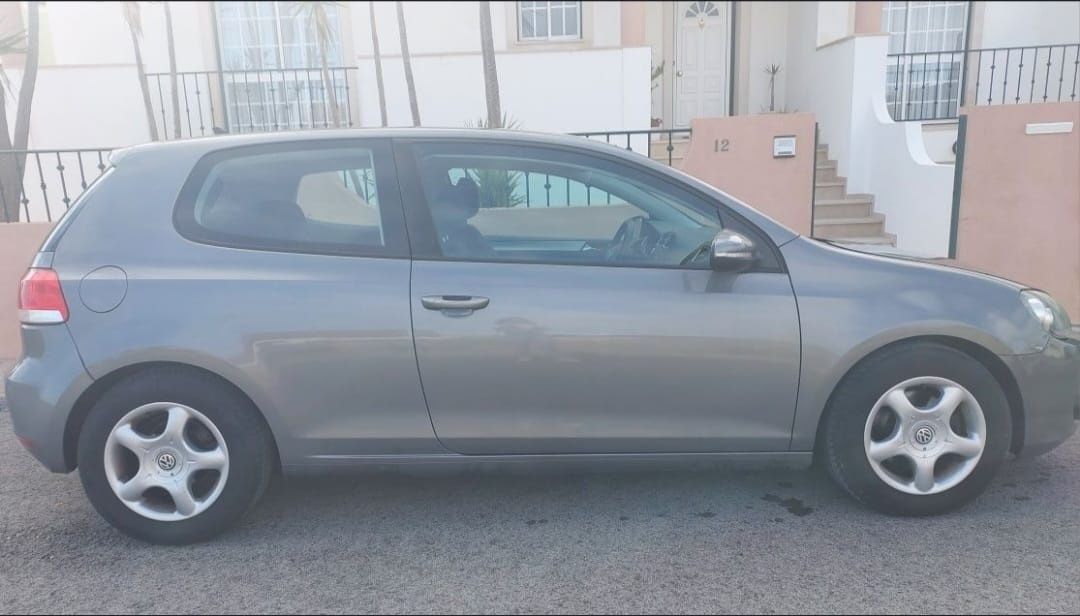 Volkswagen Golf VI
