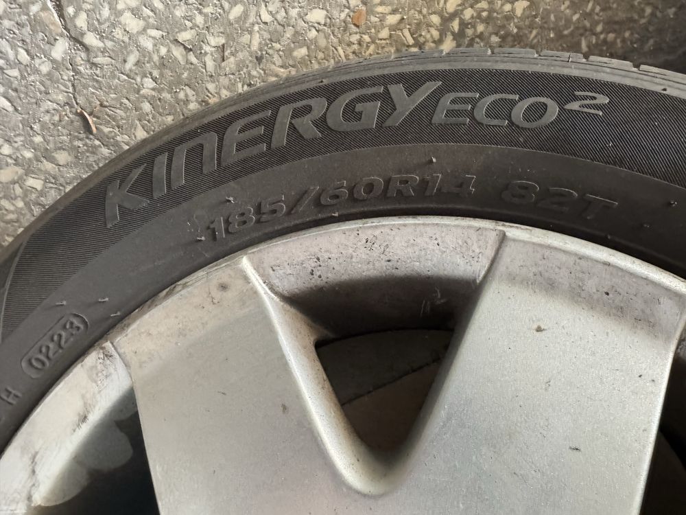 Alu Felgi 14 z oponami 185/60/14 hankook