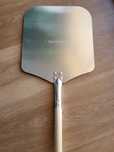 Łopata do pizzy z drewnianym uchwytem kwadratowa dł. 66 cm TECHNICA