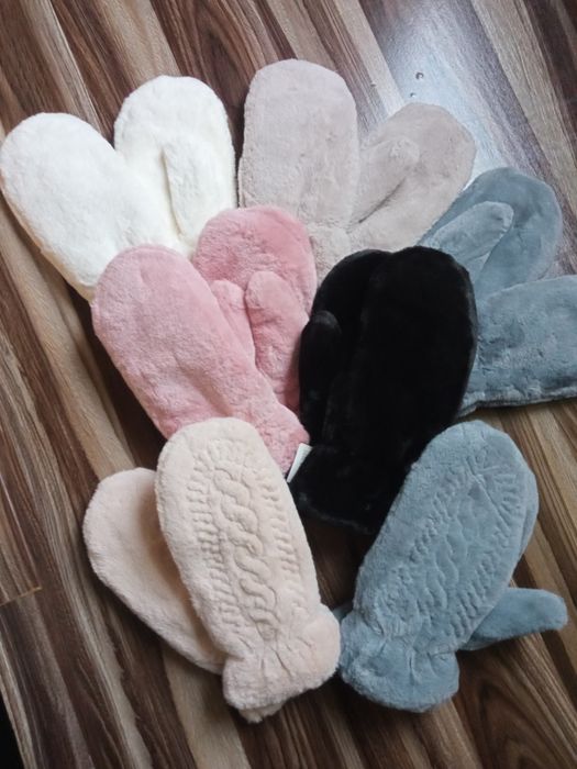 Очень теплые меховые варежки на меху рукавицы