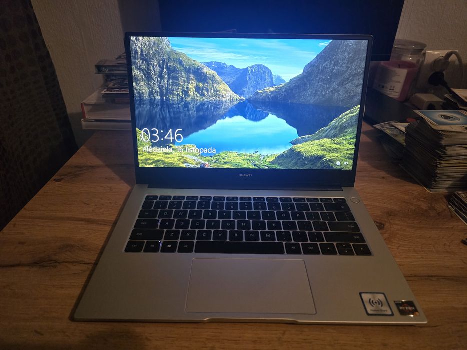 Huawei Matebook D14 Ryzen 5 - 8GB RAM - 512 SSD - Super stan