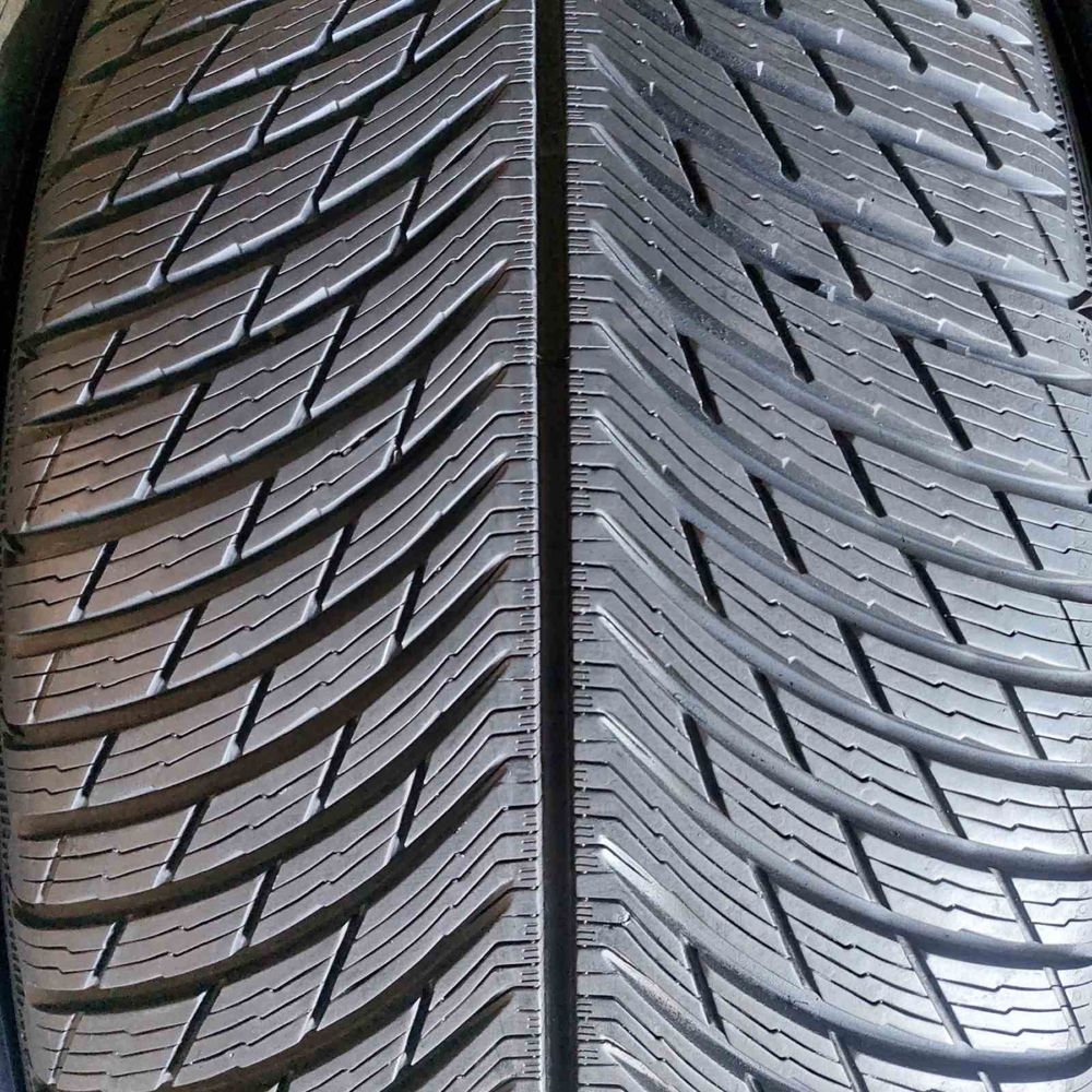 255/50/21 R21 Michelin Pilot Alpin 5 4шт зима