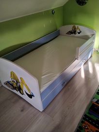 Łóżko dla chłopca z motywem koparki