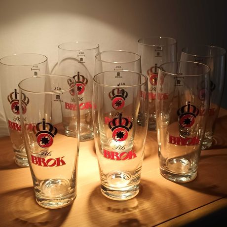 Pokale szklanki do piwa NOWE komplet 8 sztuk
