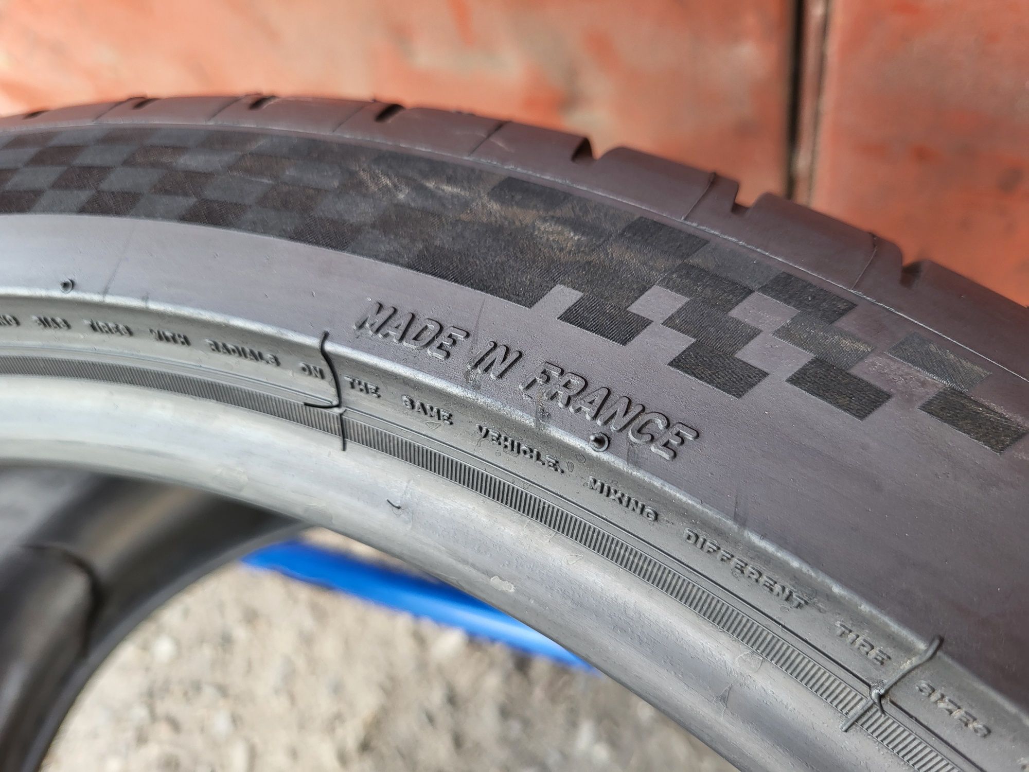 305/30/21 R21 Michelin Pilot Sport 4S MO 2шт ціна за 1шт шини