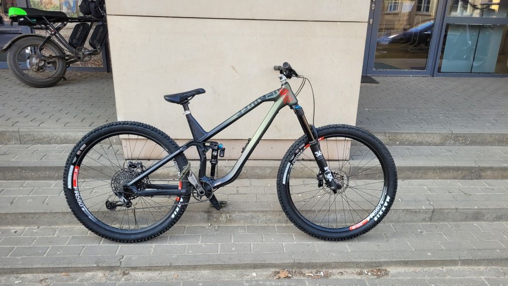 NS DEFINE AL 150 L 29" (możliwa zamiana za DH)