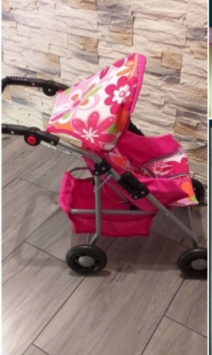 Nowy wozek dla lalek